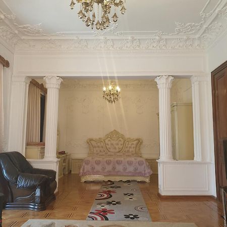 Hotel Royal Kutaisi Bagian luar foto