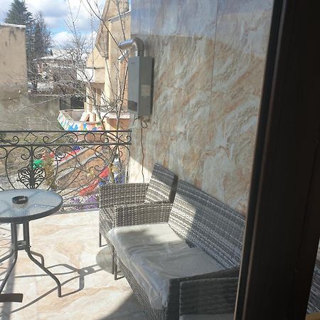 Hotel Royal Kutaisi Bagian luar foto