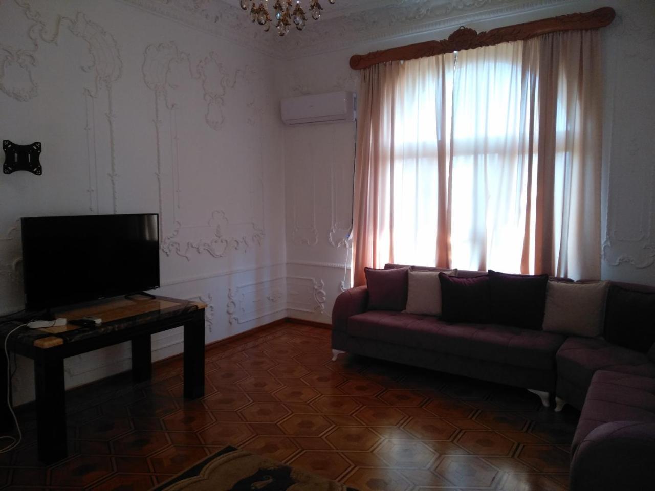 Hotel Royal Kutaisi Bagian luar foto